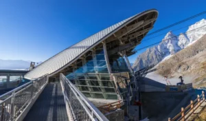 Tremco CPG alüminyum çatı ve cephe sistemleri üreticisi Kalzip GmbH’yı satın aldı 3 Kalzip SKYWALK Mont Blance Foldables 1