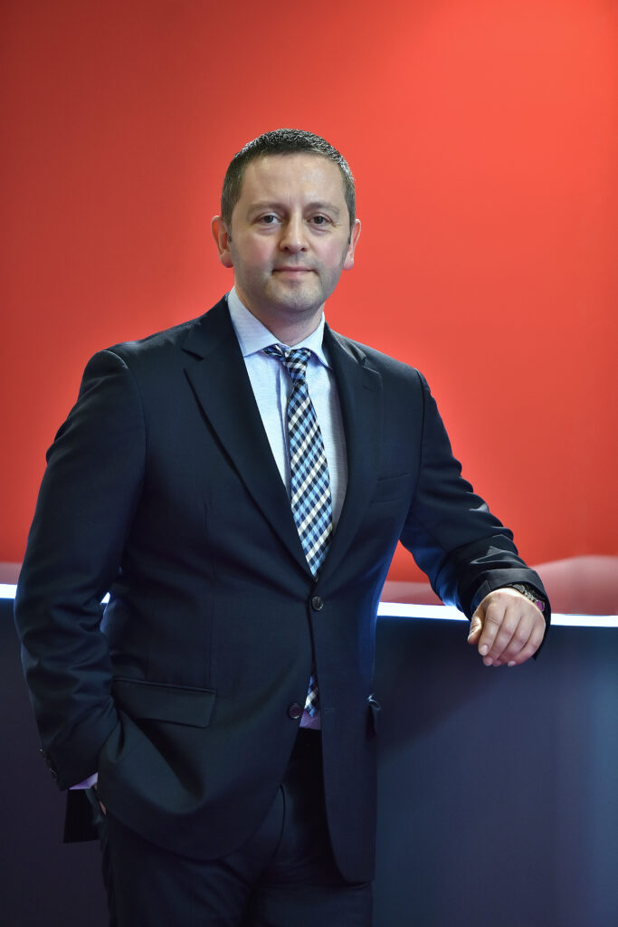 HYVE GROUP BÖLGE DİREKTÖRÜ ÜLGEN: İKİNCİ KENTSEL DÖNÜŞÜM DÖNEMİ EKONOMİYE CAN SUYU OLUR 3 1593682414 Hyve gorsel Hyve Group Bolge Direktoru Kemal Ulgen 02.07.2020 1