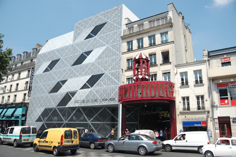 MOULINROUGE PERSPEKTIF 1