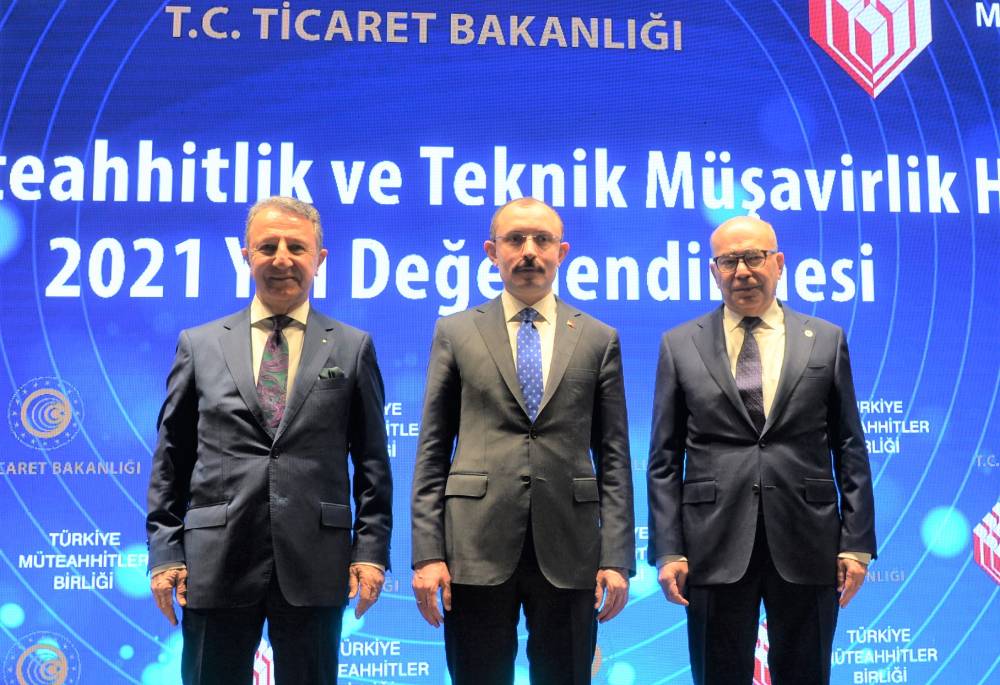 TMB Baskani Erdal Eren Ticaret Bakani Mehmet Mus ve Turk Musavir Muhendisler ve Mimarlar Birligi Baskani Irfan Aker