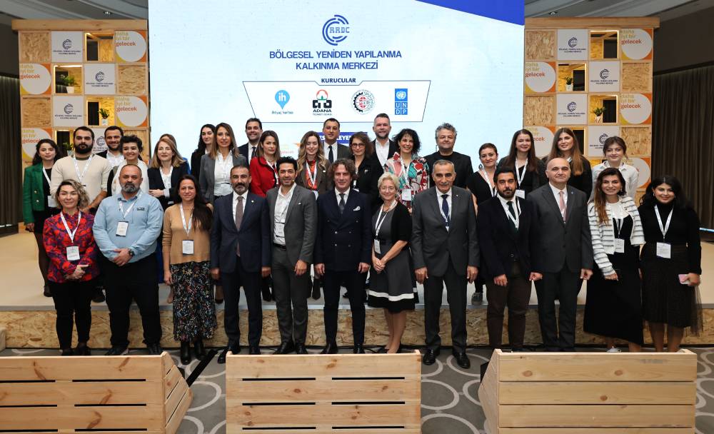 Enerjisa Enerji’den deprem bölgesinde ‘Daha İyi Bir Gelecek İçin’ büyük destek 4 Enerjisa Enerjinin CEOsu Murat Pinar11