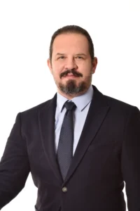 Yalın Aydın: Güçlendirme ve restorasyonun güçlü markası Carbonier’i inşaat sektörüyle buluşturduk 5 Spinteks Genel Muduru Yalin Aydin 1