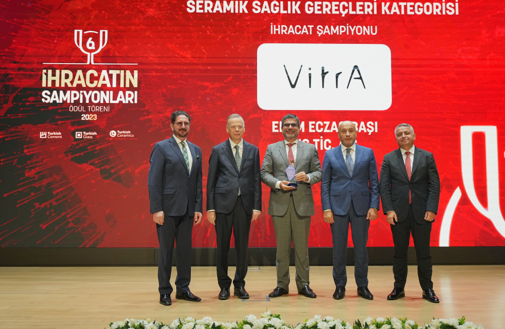 Eczacibasi Yapi Gerecleri Ticari Direktoru Simon Shaya