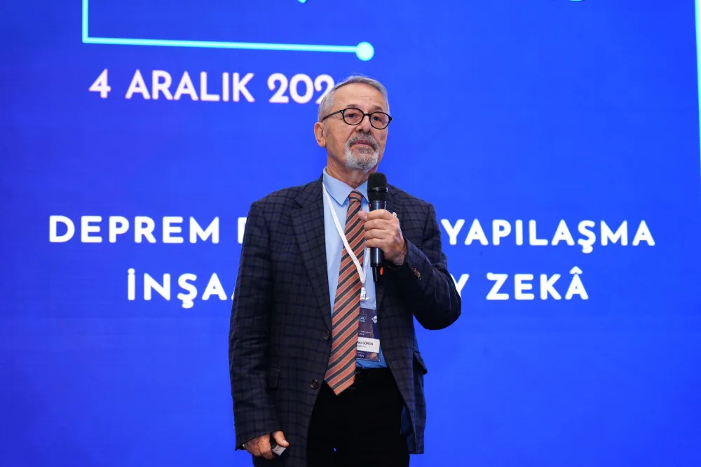 25. Yapısal Çelik Günü Sonuç Bildirgesi: Yılda 300 bin konut yapmaya hazırız 4 Prof. Dr. Naci GORUR