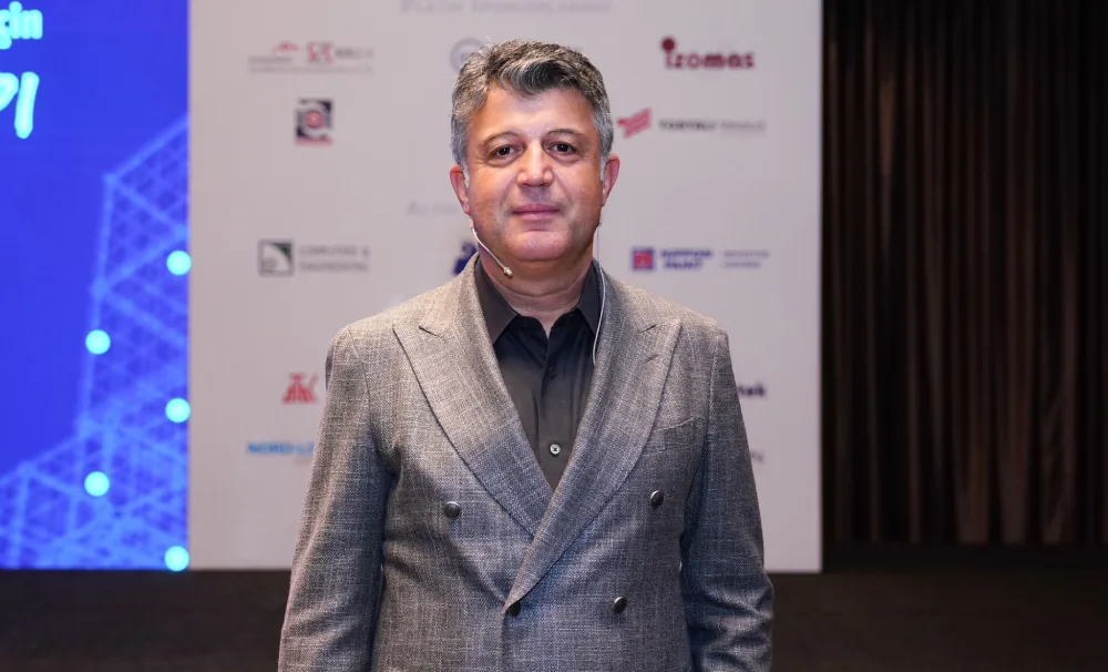 25. Yapısal Çelik Günü Sonuç Bildirgesi: Yılda 300 bin konut yapmaya hazırız 5 TUCSA Yonetim Kurulu Baskan Yardimcisi Melih SIMSEK