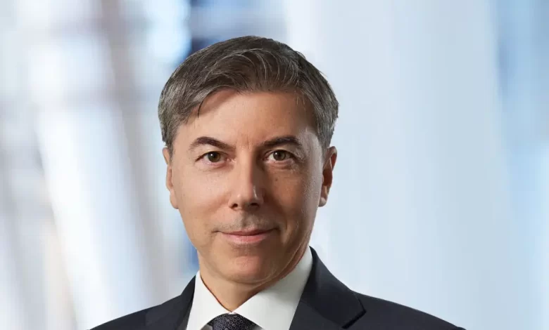 Izocam Genel Direktoru Murat Savci