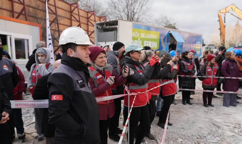Kadıköy Belediyesi’nden deprem tatbikatı 4 Kadikoy Belediye Deprem tatbikati