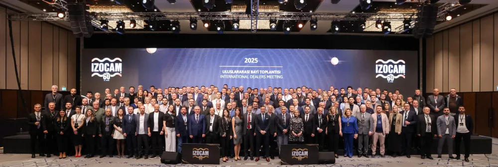 İzocam’dan 60’ıncı Yıla Özel Görkemli Kutlama: Biz Geleceğiz 6 Izocam Aile fotografi