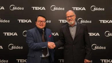 Midea Grubu Uluslararasi Is Birimi Baskani Jian Fu ve Teka Grup CEOsu Mauro Correia