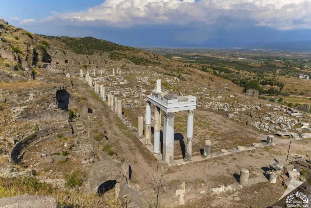 Bergama Akropolu