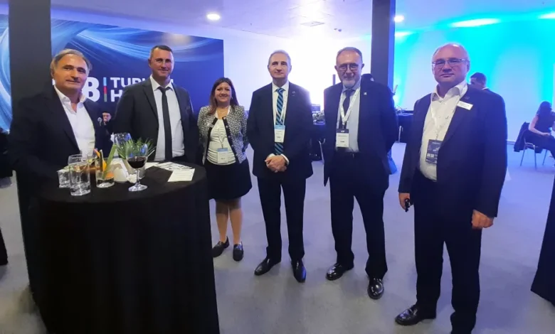 İSKİD, ISK-SODEX 2025’te organizasyonları ve stant ziyaretleriyle verimli bir fuar geçirdi 1 ISKID Yonetim Kurulu Baskani Tunc Korun