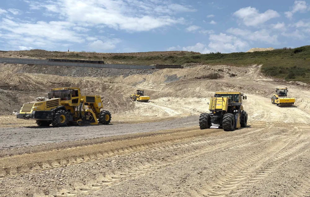 PAR-SAN Yapı, BOMAG RS 650-2 Yol Stabilizeri ile yol yapımında verimliliği artırıyor 4 BOMAG RS 650 Yol Stabilizeri PAR SAN Yapi 01