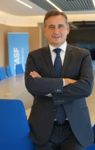 BASF Türk Kimya’da liderlik değişimi 4 Oguz Bayrak