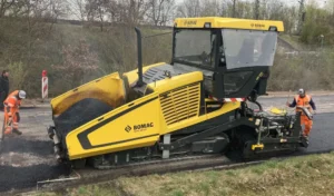 BOMAG ve iş ortaklarından İtalya Alfonsine Finişer Fabrikası’na ziyaret 3 Bomag BF 800 C 3