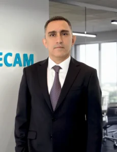 Şişecam İtalya’daki kaplamalı cam hattı yatırımını tamamladı 4 Can Yucel 1