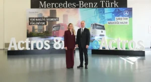 Mercedes-Benz Türk, kamyon ürün portföyündeki yenilikleri tanıttı 5 Mercedes Benz Turk2