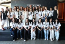 Mercedes Her Kizimiz Bir Yildiz 02