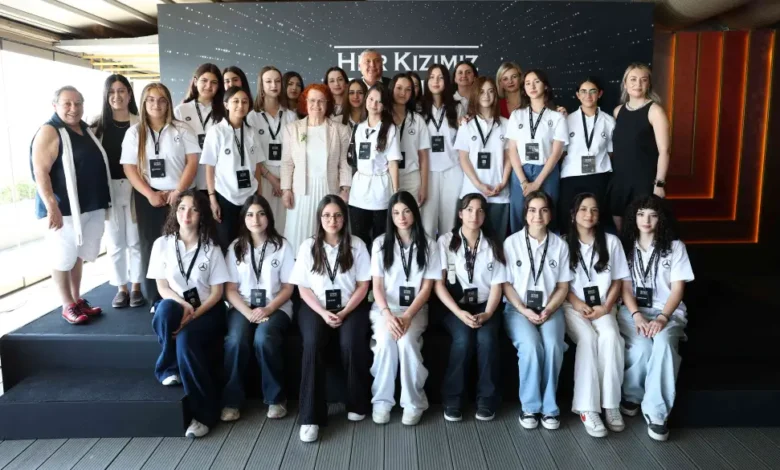 Mercedes Her Kizimiz Bir Yildiz 02