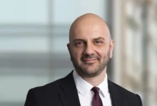 Kerem Kürklü: İzocam gerçekleştirdiği yatırımlarla çevresel performansını sürekli iyileştiriyor 8 KerIzocam Genel Direktoru Kerem Kurklu