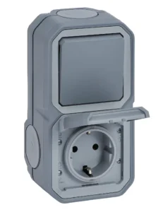 Legrand Plexo, IP55 koruma özelliğiyle zorlu hava koşullarına karşı dayanıklılık sunuyor 3 Legrand Plexo IP55 Koruma O zellig i ile Zorlu Hava Kos ullar na Kars Dayan kl l k Sunuyor 1