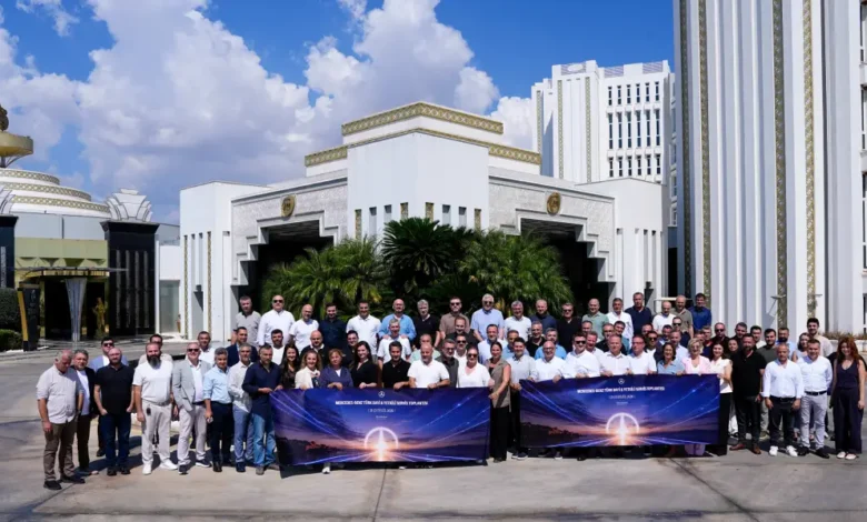 Mercedes-Benz Türk, bayi ve yetkili servis ağındaki iş ortaklarıyla bir araya geldi 1 Mercedes Benz Turk Bayi ve Yetkili Servis Agindaki Is Ortaklariyla Bir Araya Geldi