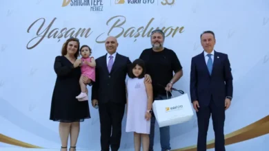 VakifBank Genel Muduru Osman Arslan ve Vakif GYO Genel Muduru Onur Incehasan